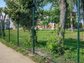 3D заборы для школы 90 метров фото в Столбовой